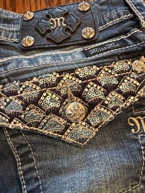 Miss Me Bootcut Jeans 28x32 Embellished Flap Pocket Stretch